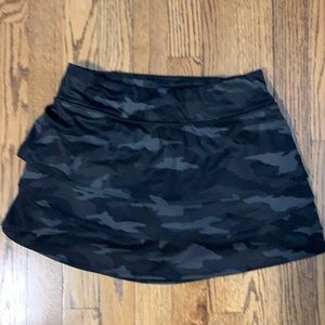 Athleta Girl camo lux print swing skort